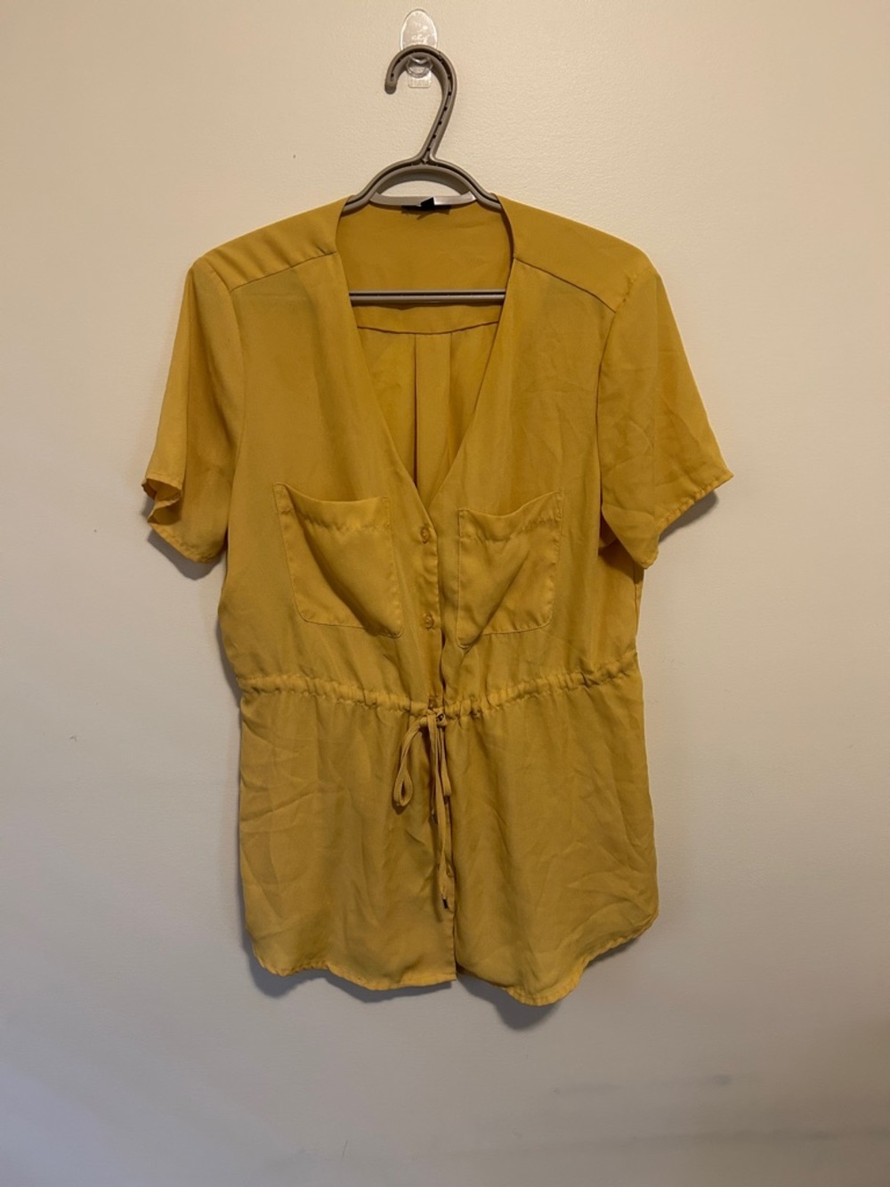 Dynamite Mustard Yellow V Neck Peplum Drawstring Blouse Size Large - Picture 3 of 6